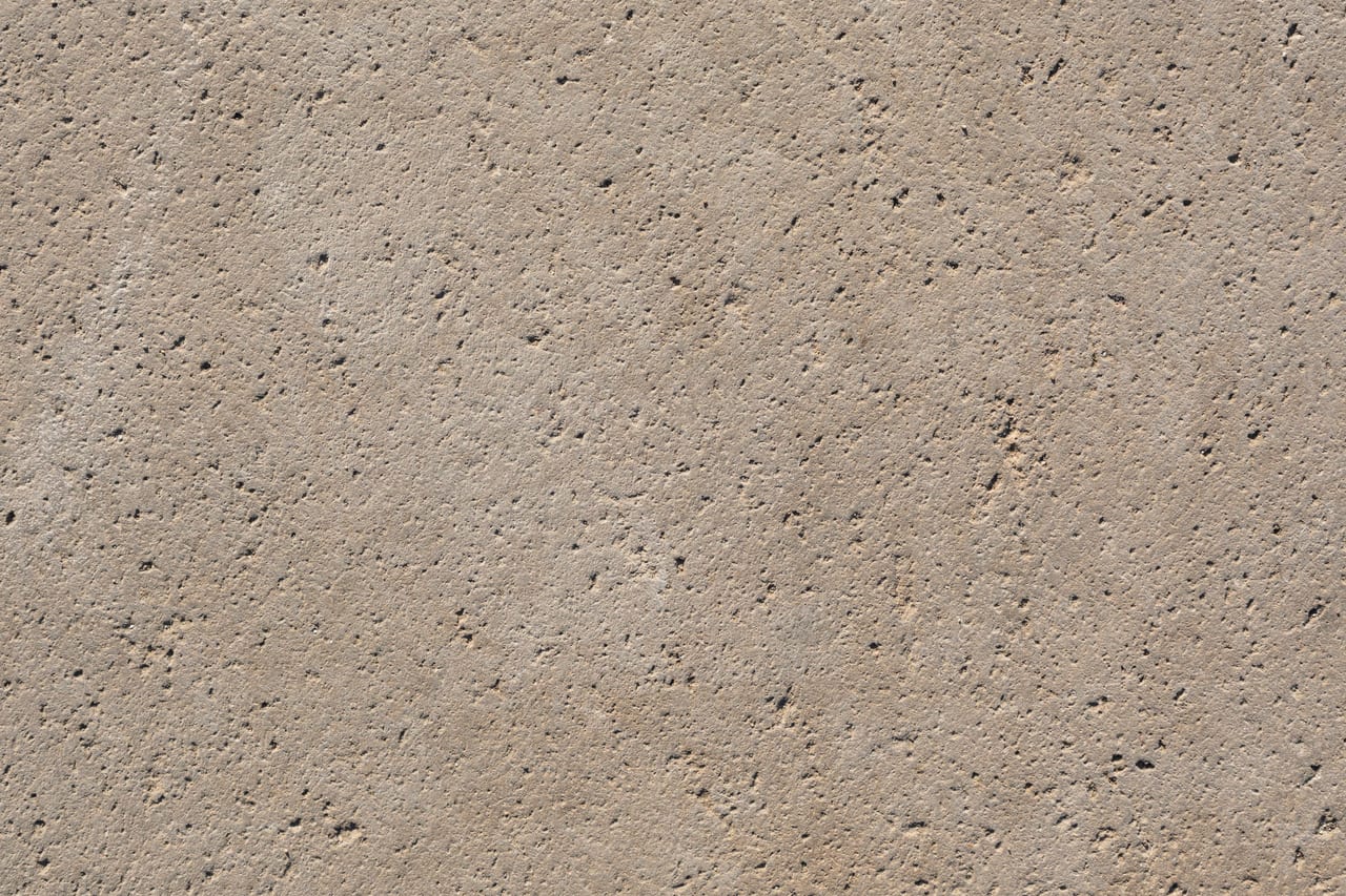 Detail reference — a quiet meeting of hard surfaces. Independent licensed reference.