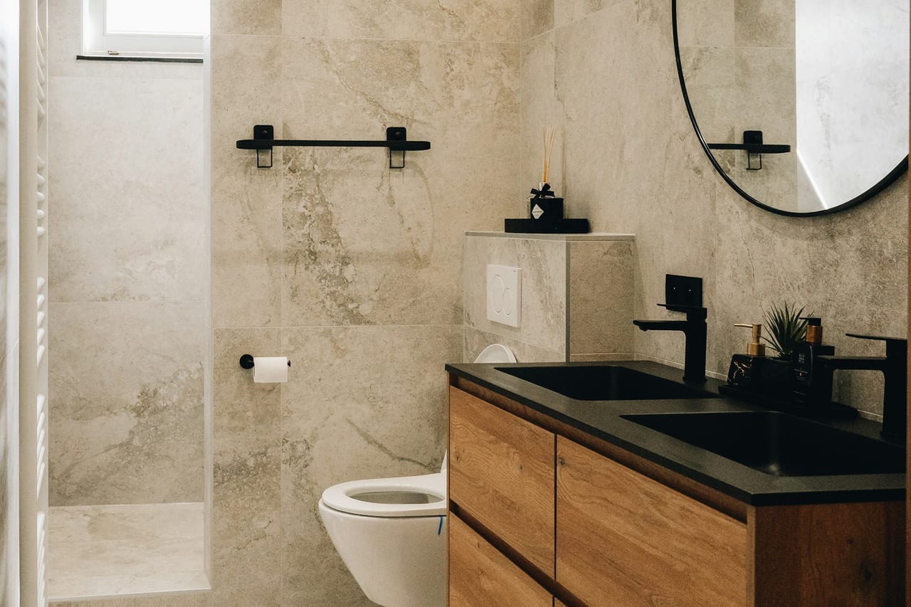 Bathroom renewal: licensed spatial reference, not a completed commission