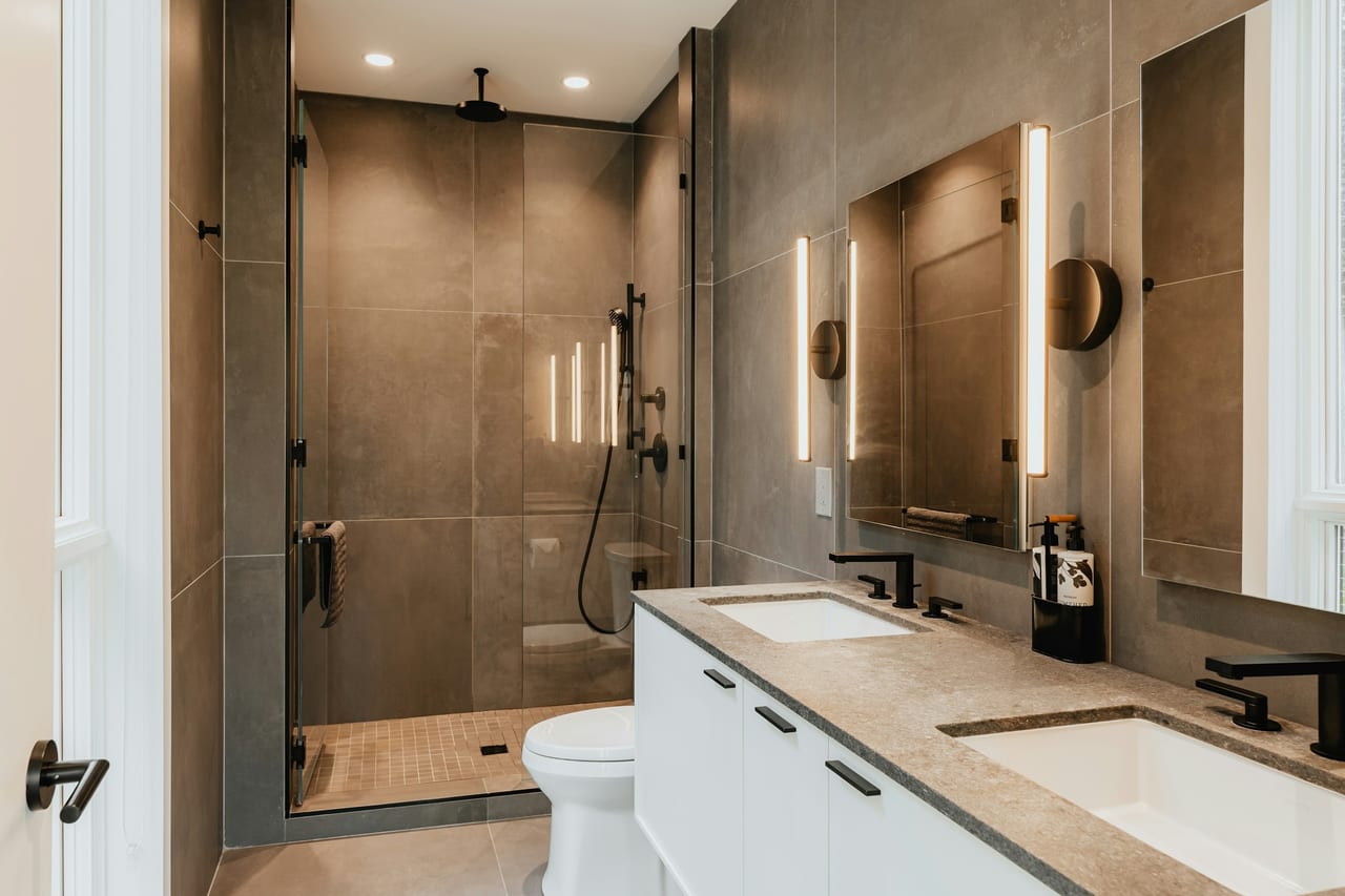 Joinery reference — storage beneath the basin. Independent licensed reference.